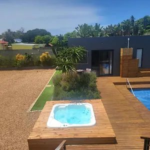 Nova Boutique Hotel, And Conference Venue Puerto Elizabeth