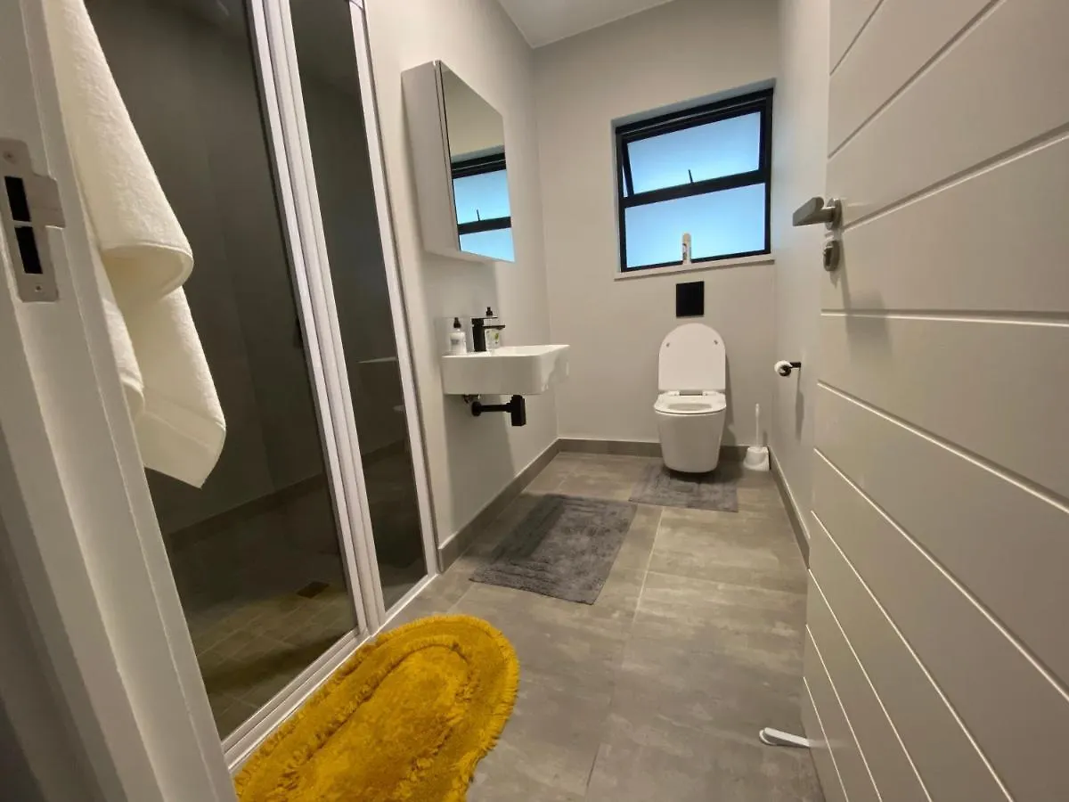 Bella Mare, Miyabell, Summerstrand, Port Elizabeth Apartment